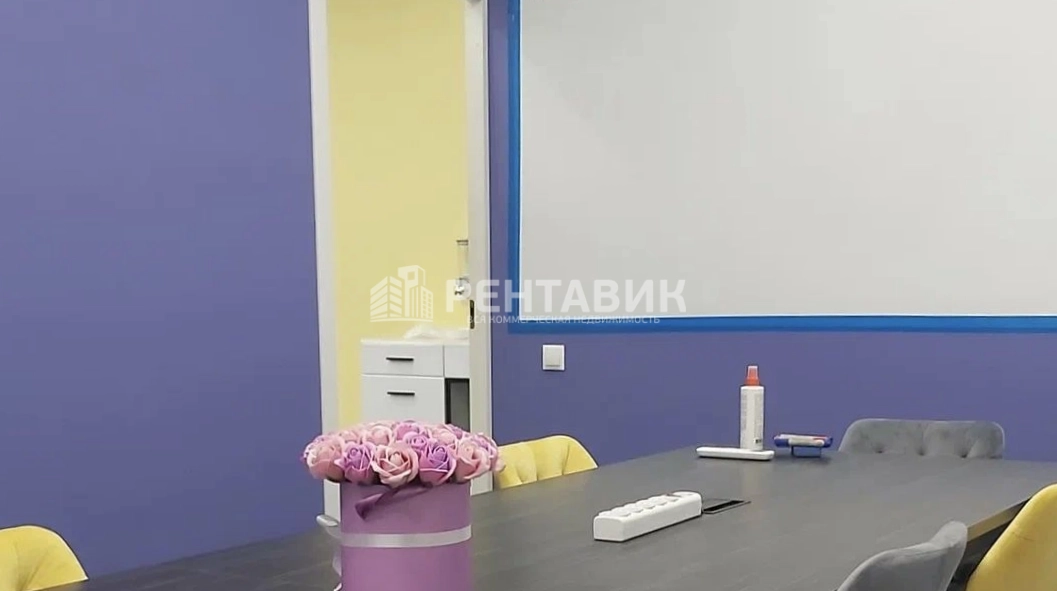 Офис Соты площадью 140 квадратных метров