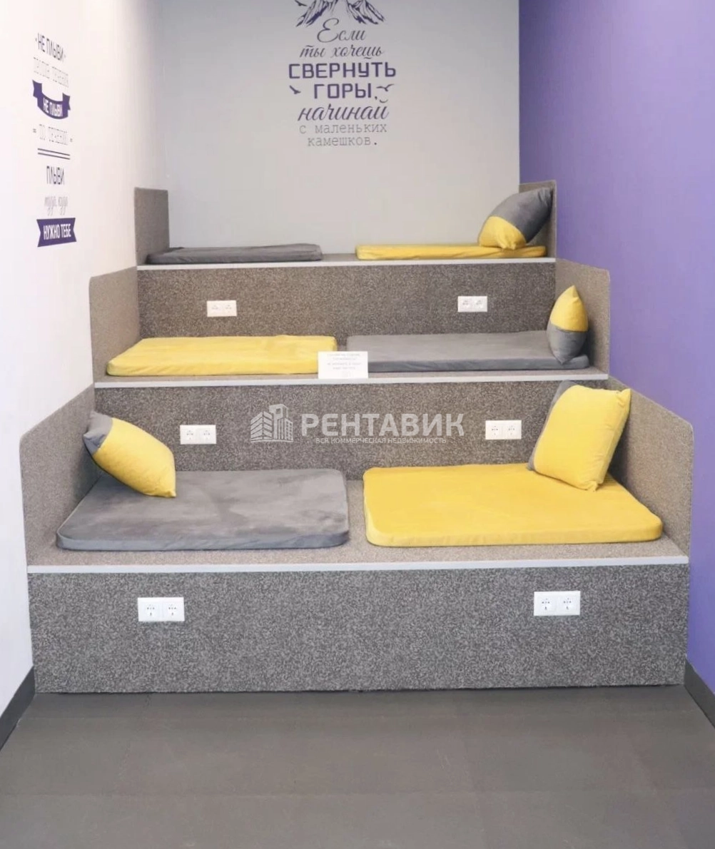 Офис Соты площадью 140 квадратных метров