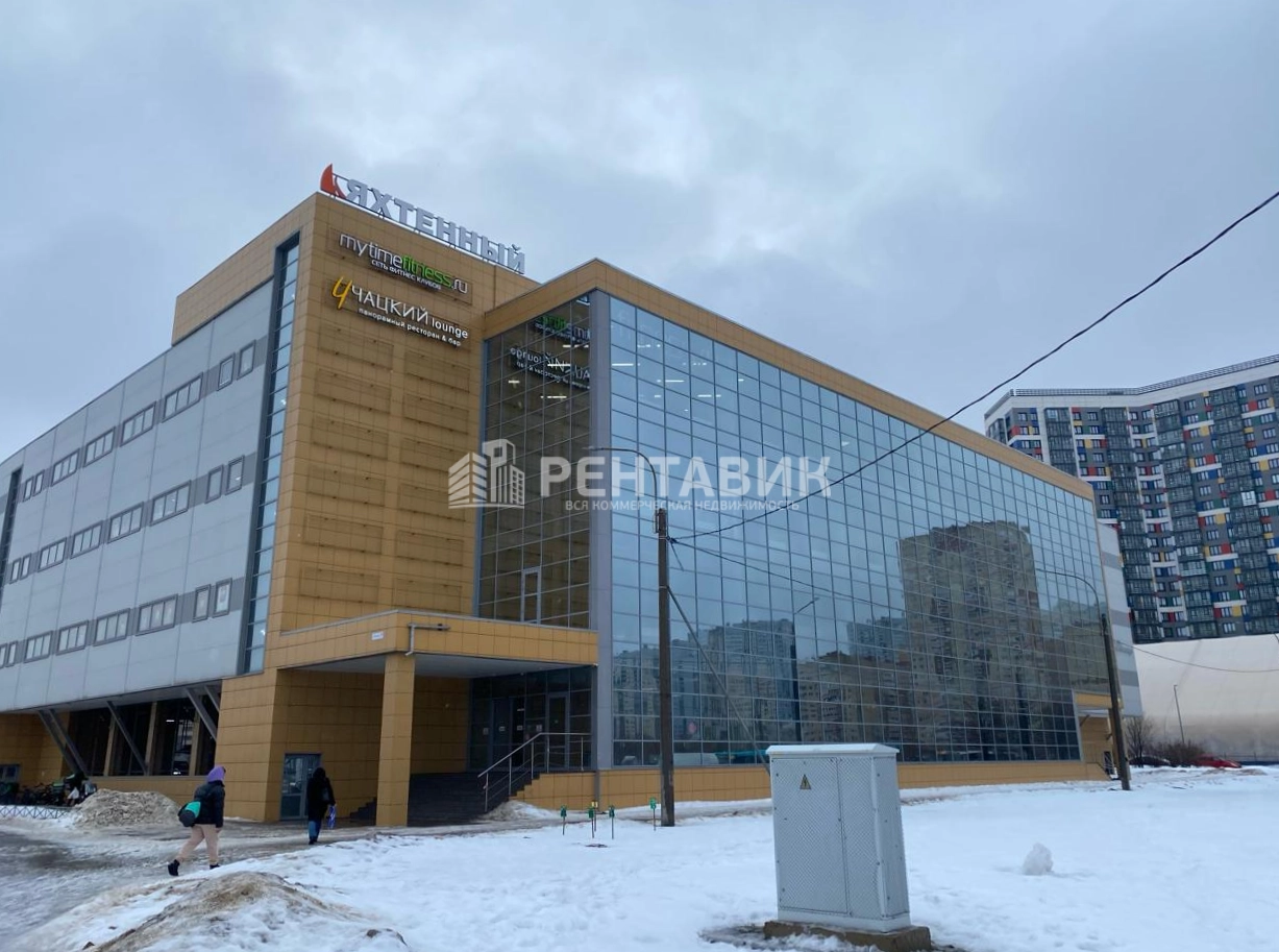 фасад дома, здание по адресу г Санкт-Петербург, ул Оптиков, д 30 стр 1