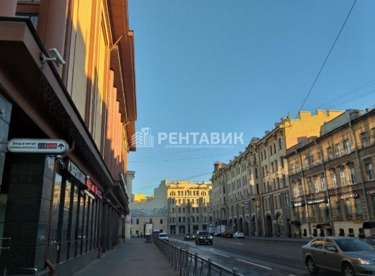 фасад дома, здание по адресу г Санкт-Петербург, ул Звенигородская, д 1 к 2