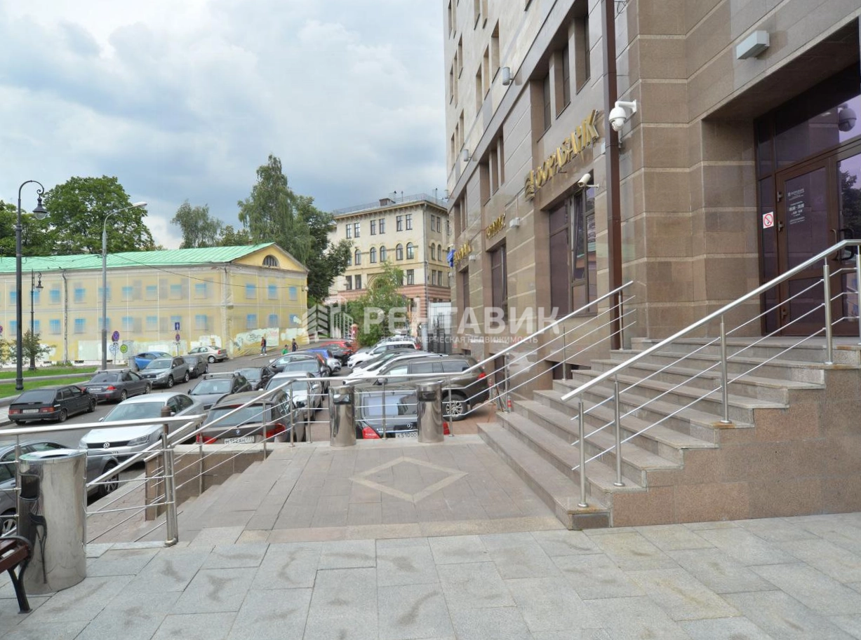 Здание Napmen Club по адресу г Москва, Подколокольный пер, д 13/5 стр 1
