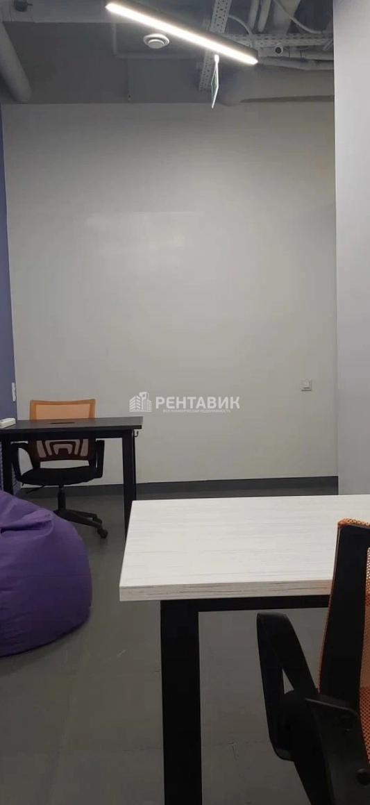 Офис Соты площадью 140 квадратных метров