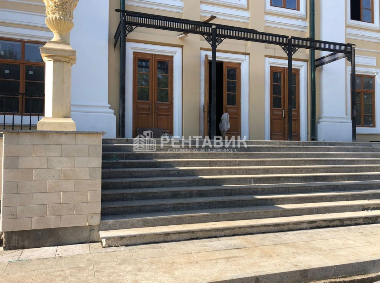 Здание целиком Усадьба Нарышкиных площадью 1933 квадратных метров