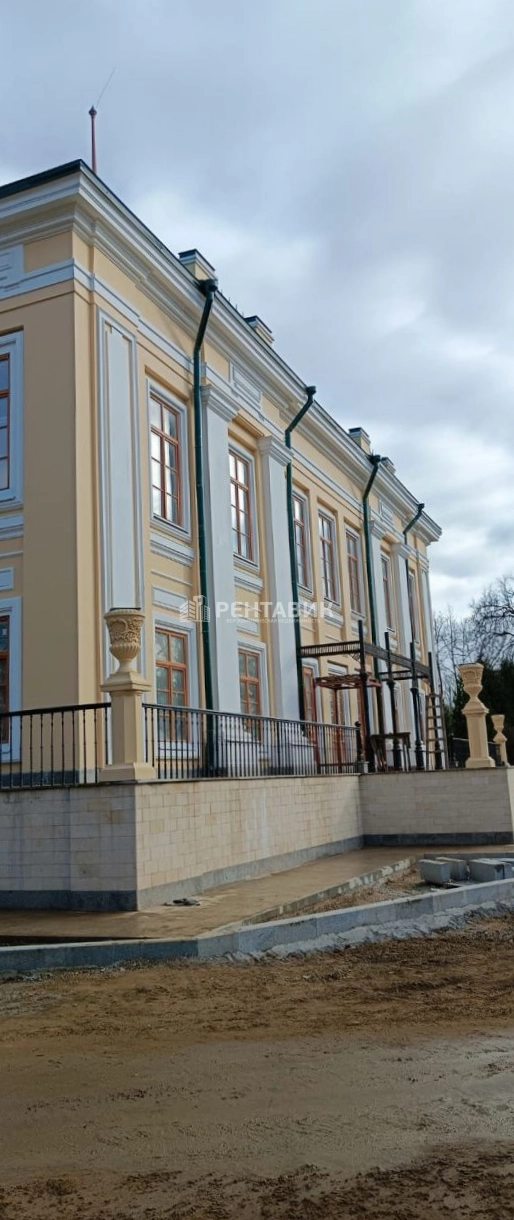 Здание целиком Усадьба Нарышкиных площадью 3916 квадратных метров