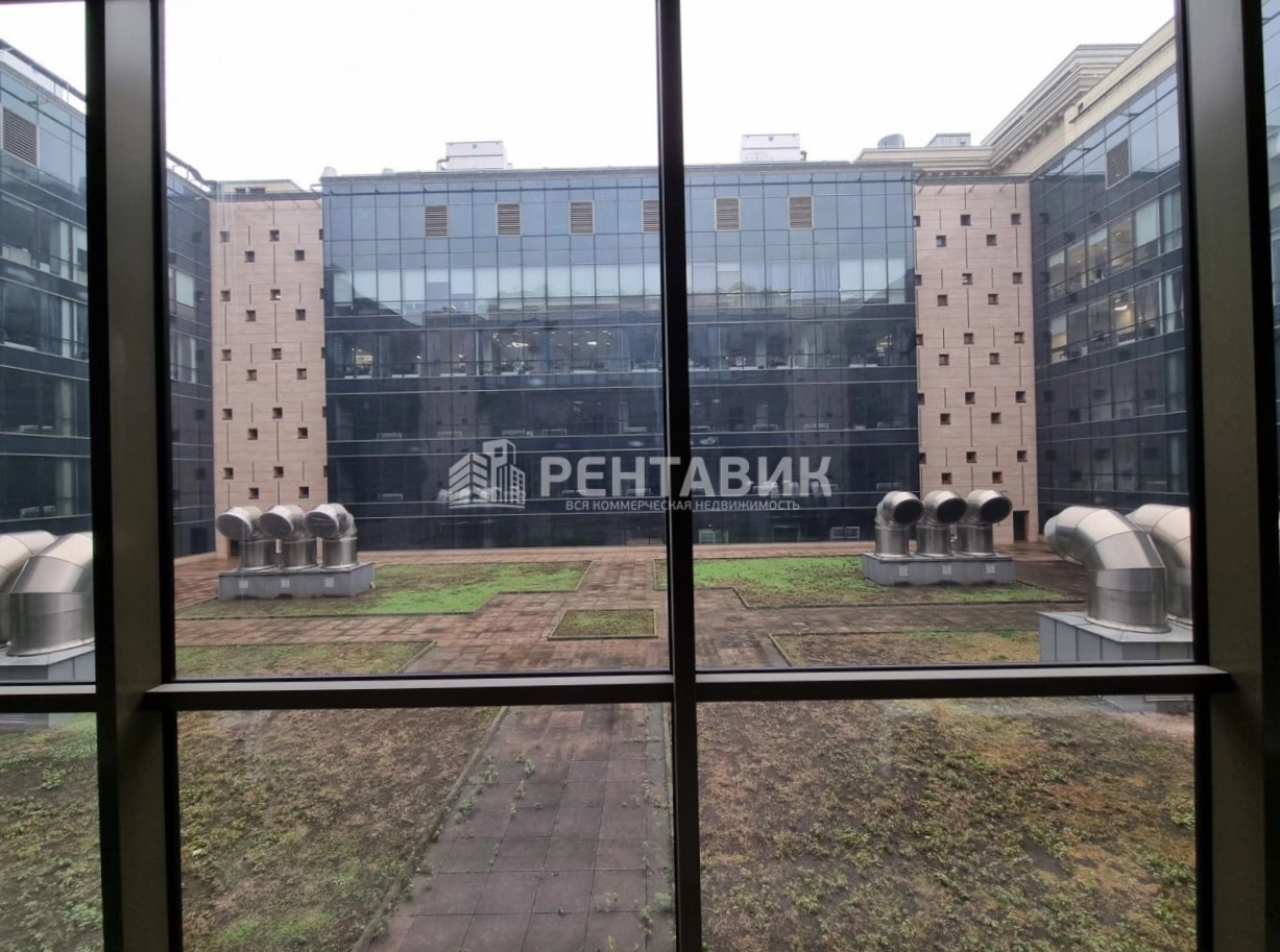 Офис Гостиница Москва площадью 1752 квадратных метров