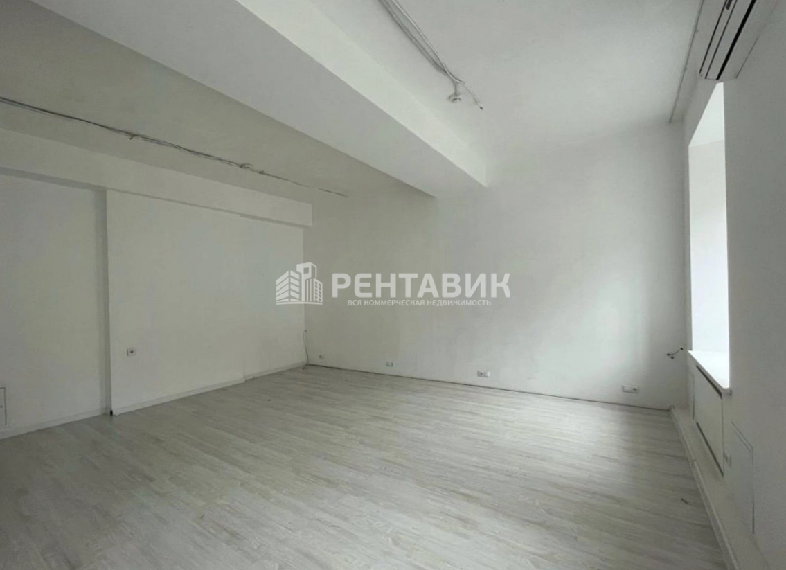 Офис Трехпрудный, 4 площадью 138 квадратных метров