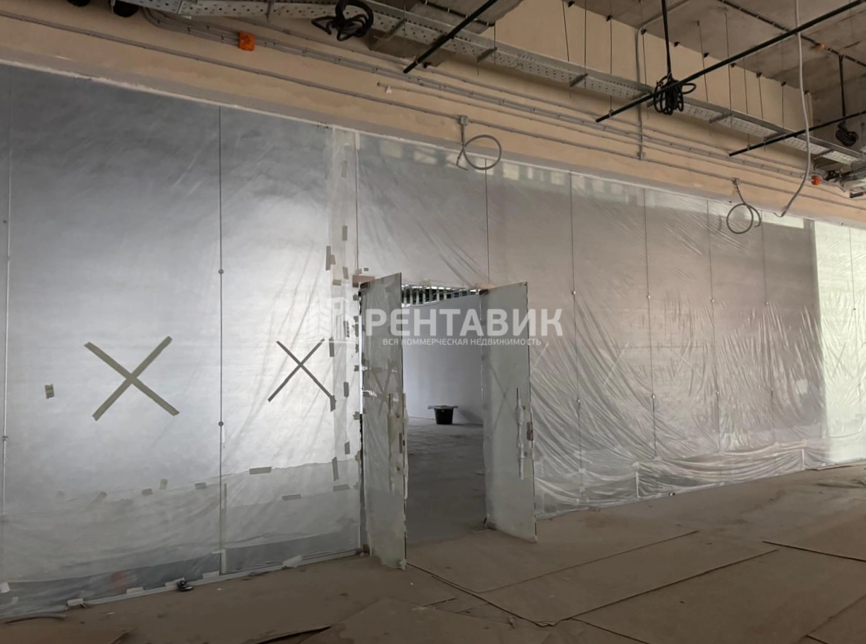Помещение свободного назначения Парк Молл площадью 600 квадратных метров