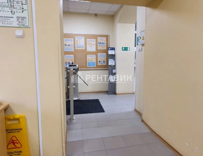 Помещение свободного назначения Урал Плаза площадью 9488 квадратных метров