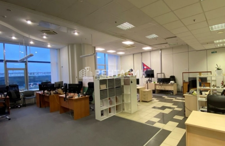 Офис Ривер Хаус площадью 1550 квадратных метров