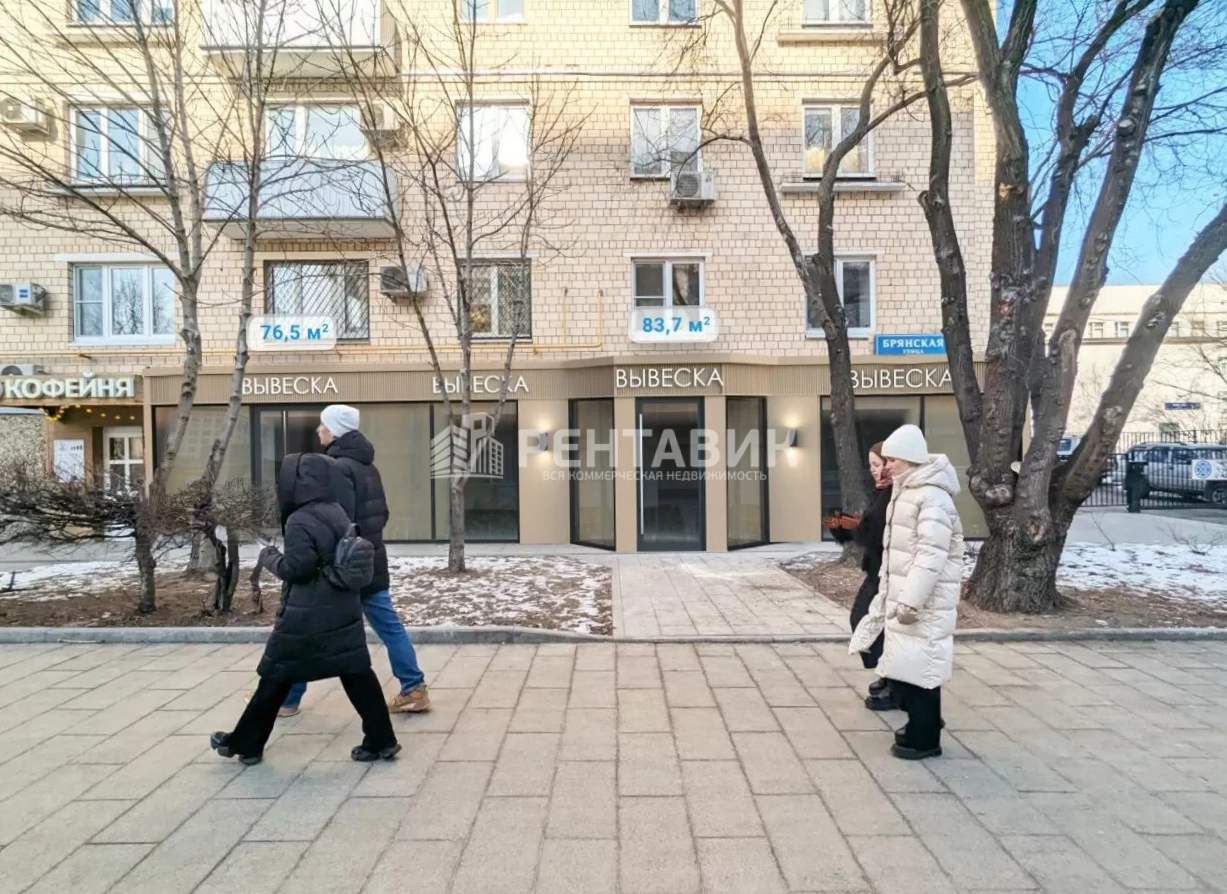 Помещение свободного назначения Брянская 12 площадью 160 квадратных метров