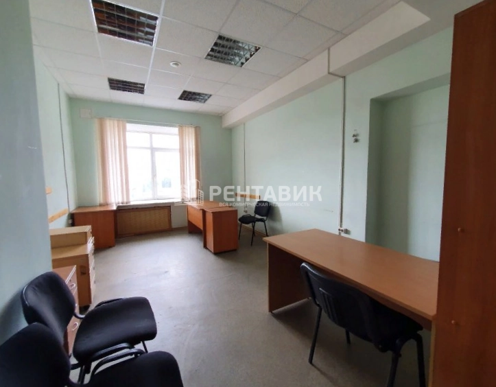 Помещение свободного назначения Урал Плаза площадью 3848 квадратных метров