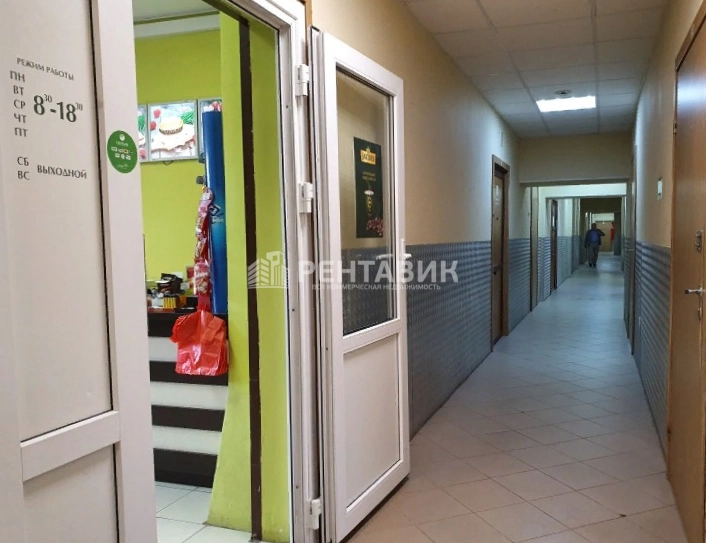 Помещение свободного назначения Урал Плаза площадью 3848 квадратных метров