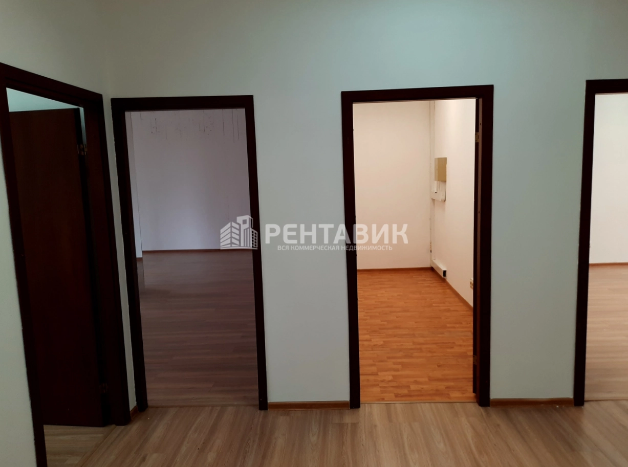 Офис Варшавское, 11 площадью 300 квадратных метров