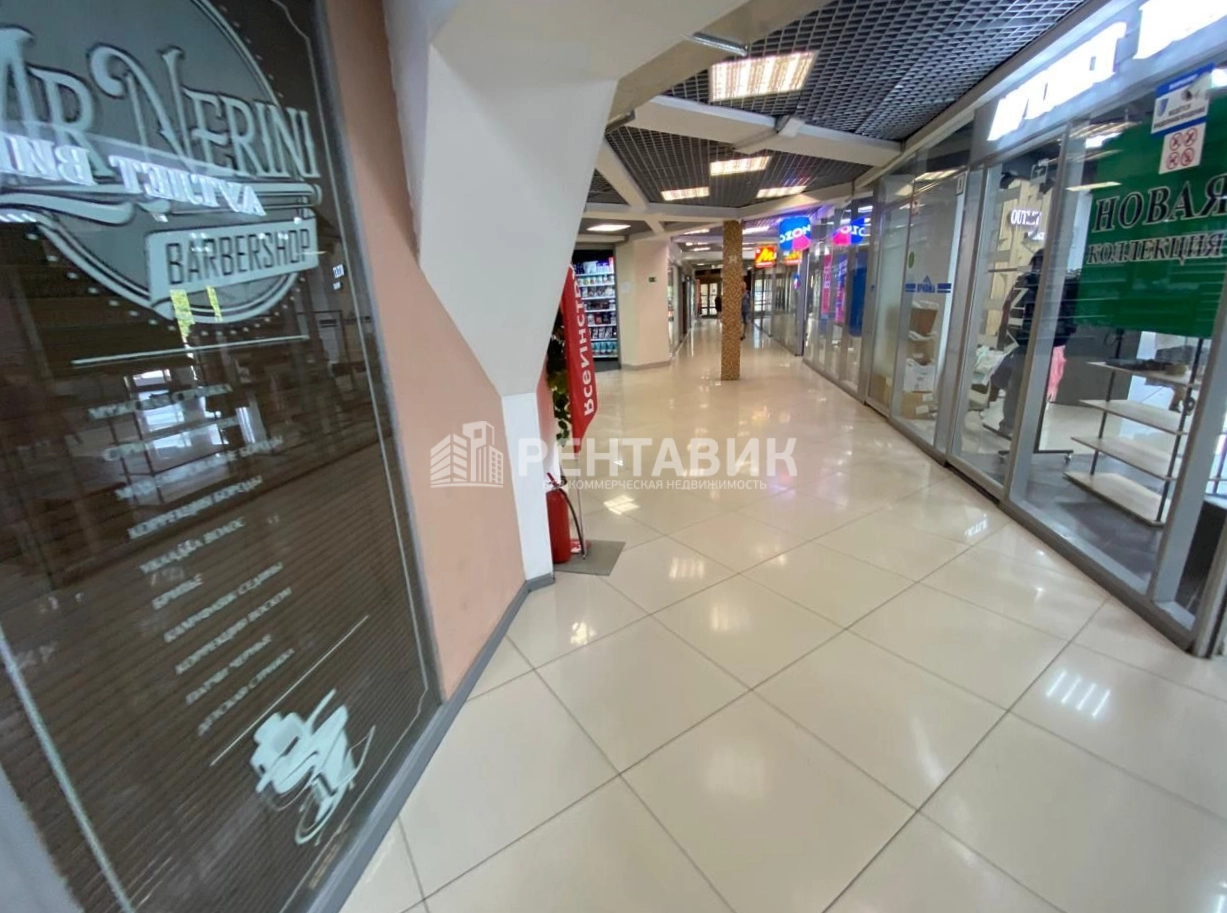 Помещение свободного назначения Призма площадью 1600 квадратных метров