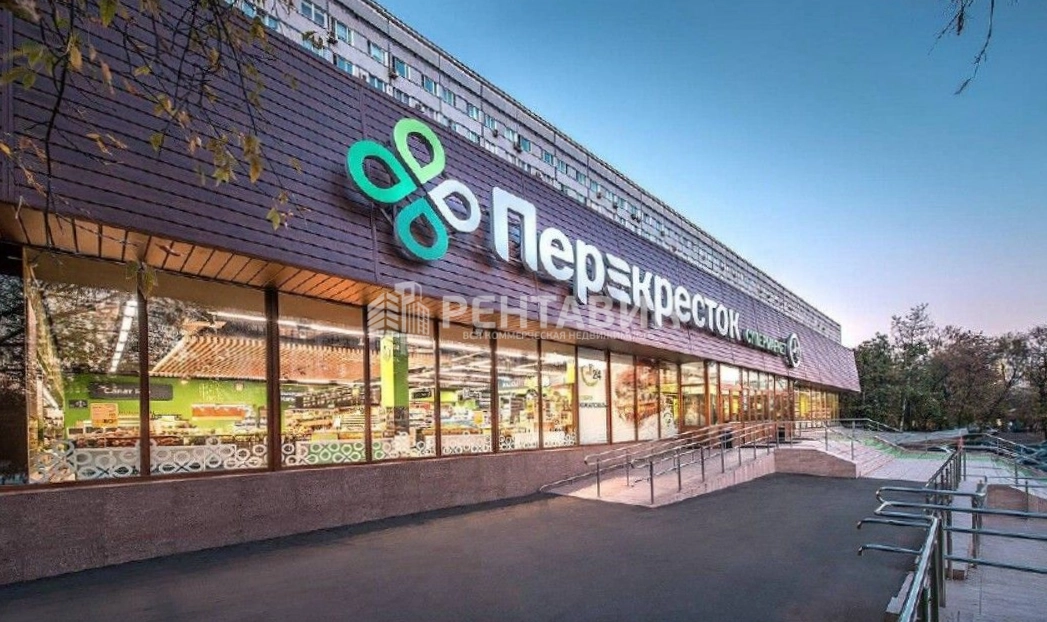 фасад дома, здание по адресу г Санкт-Петербург, пр-кт Просвещения, д 37