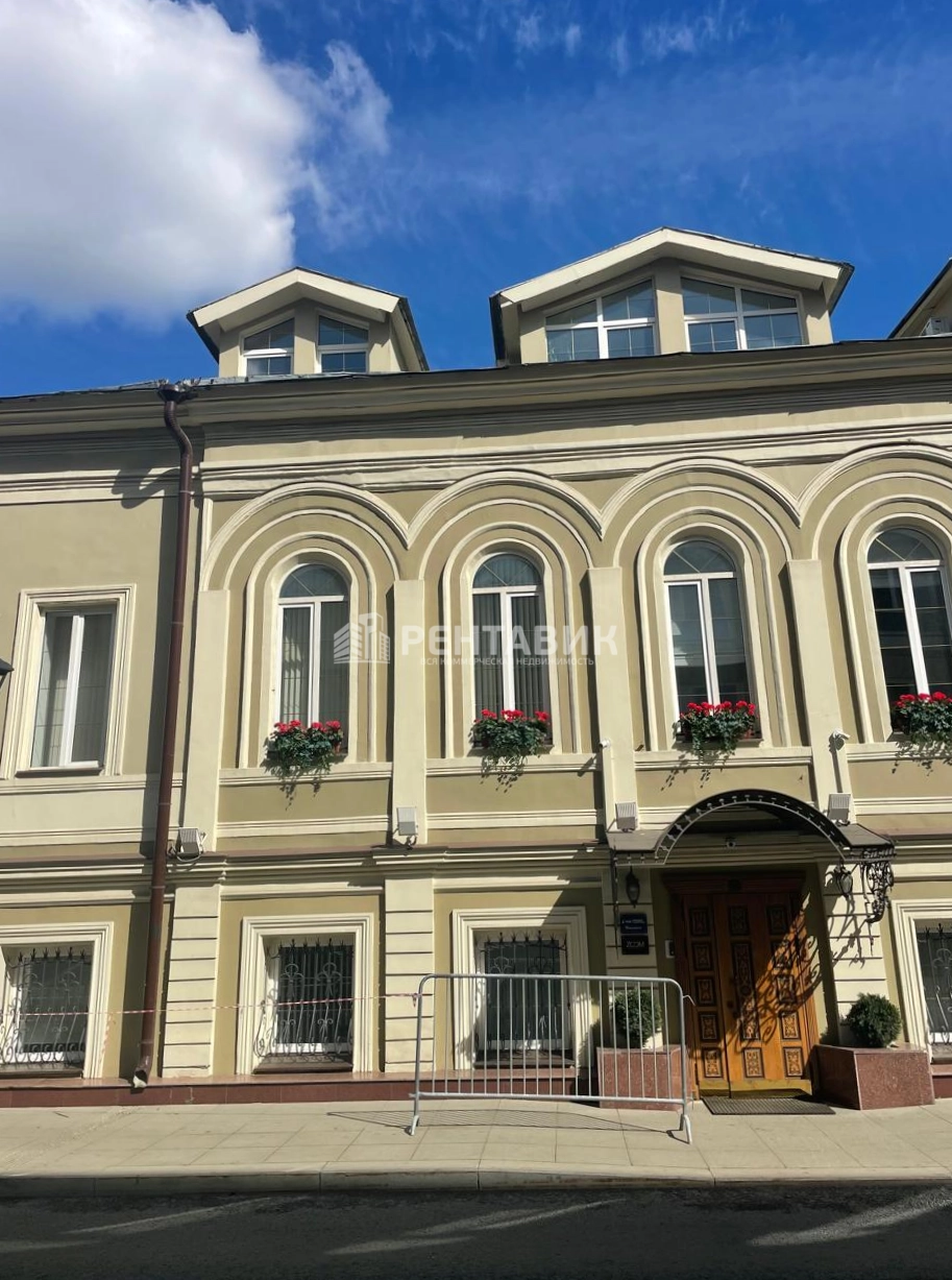 Офис Чаплыгина, 9с1 площадью 318 квадратных метров
