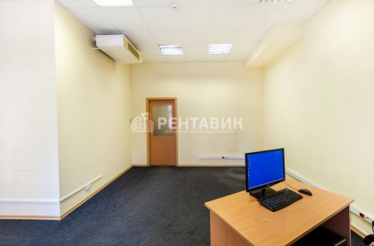 Офис Галерный двор площадью 913 квадратных метров