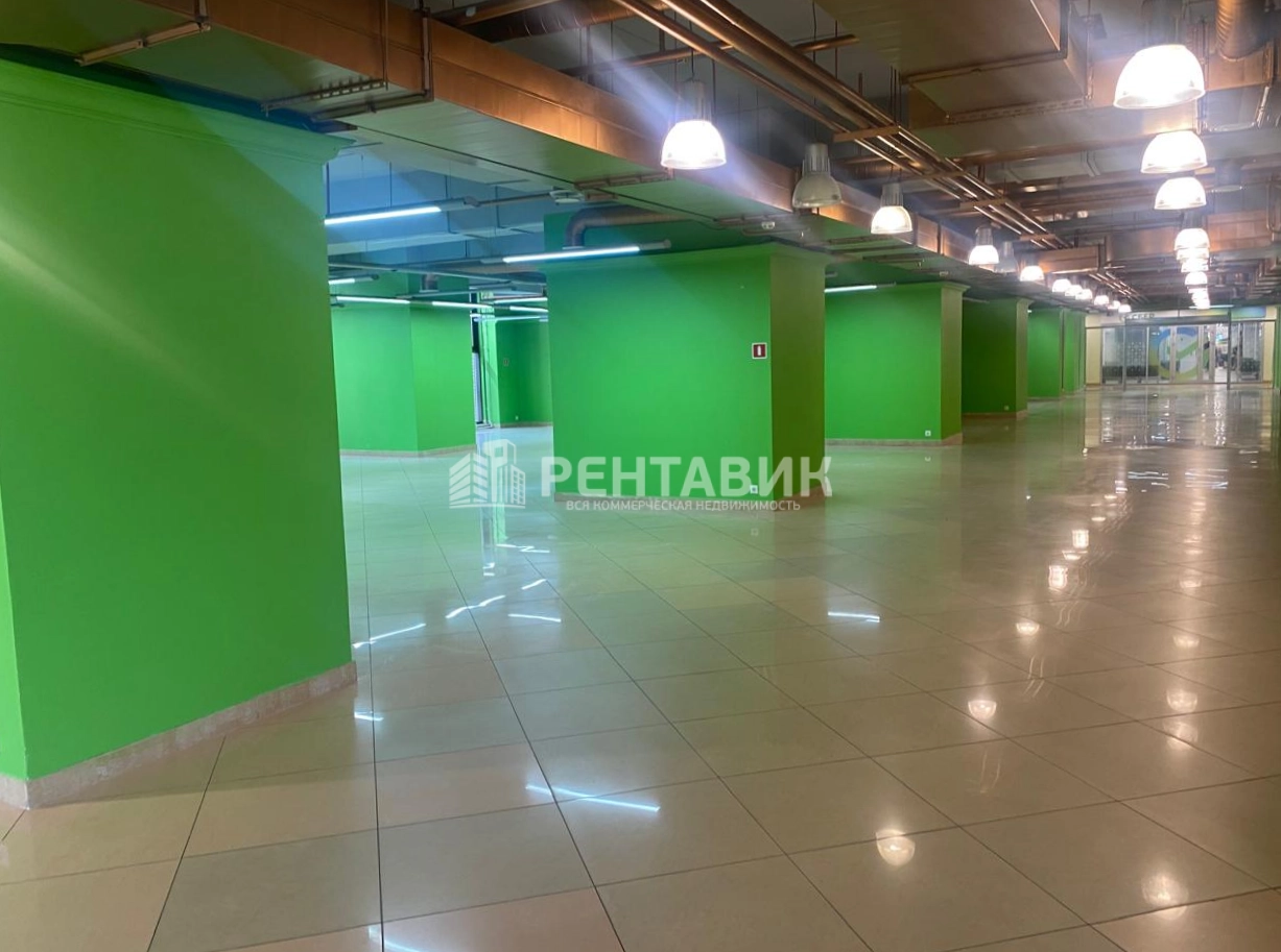 Торговая площадь Купеческий двор площадью 893 квадратных метров