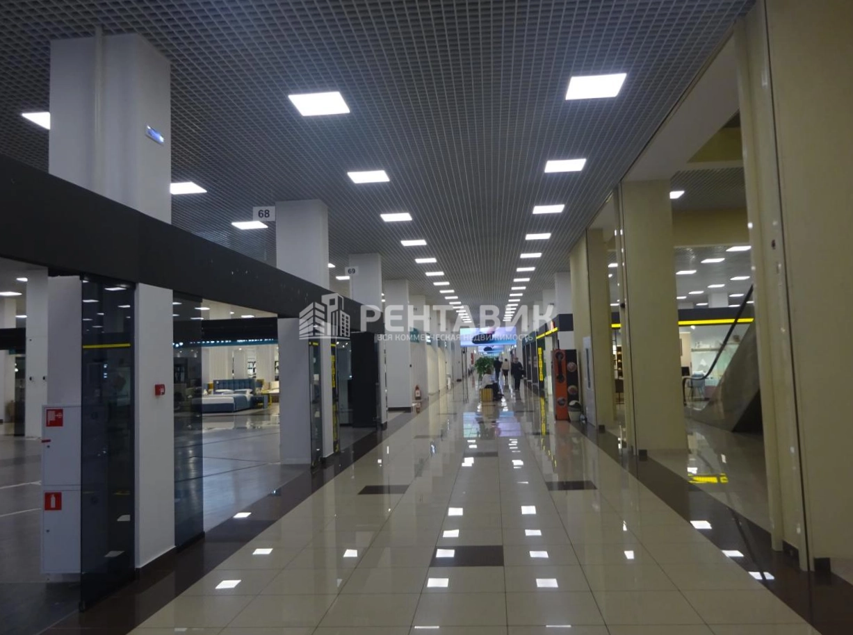 Торговая площадь Богатырь площадью 969 квадратных метров