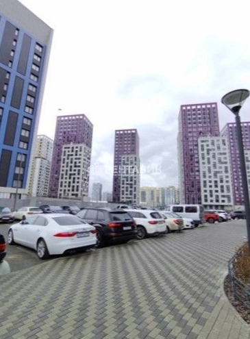 Помещение свободного назначения БелАрт площадью 112 квадратных метров