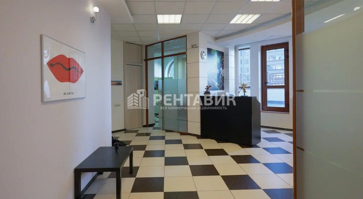 Офис Домининта площадью 183 квадратных метров