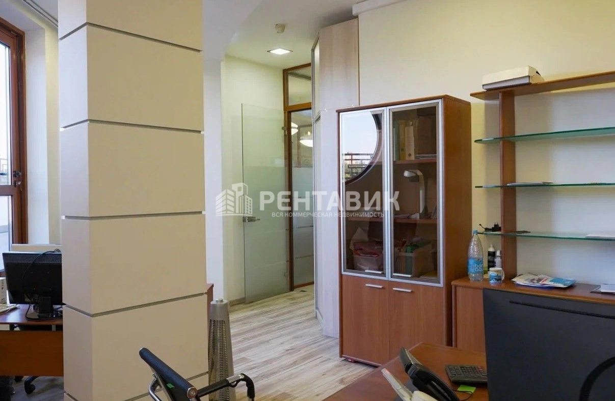 Офис Домининта площадью 183 квадратных метров