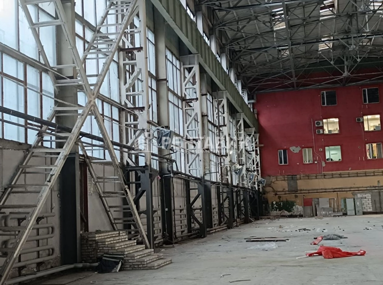 Склад Обуховской Обороны 120 площадью 7500 квадратных метров