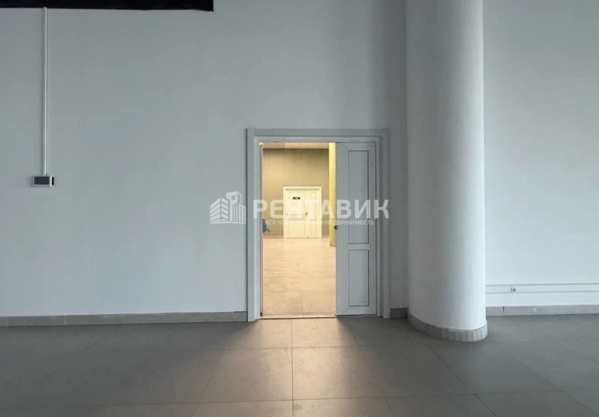 Помещение свободного назначения Парк Молл площадью 332 квадратных метров