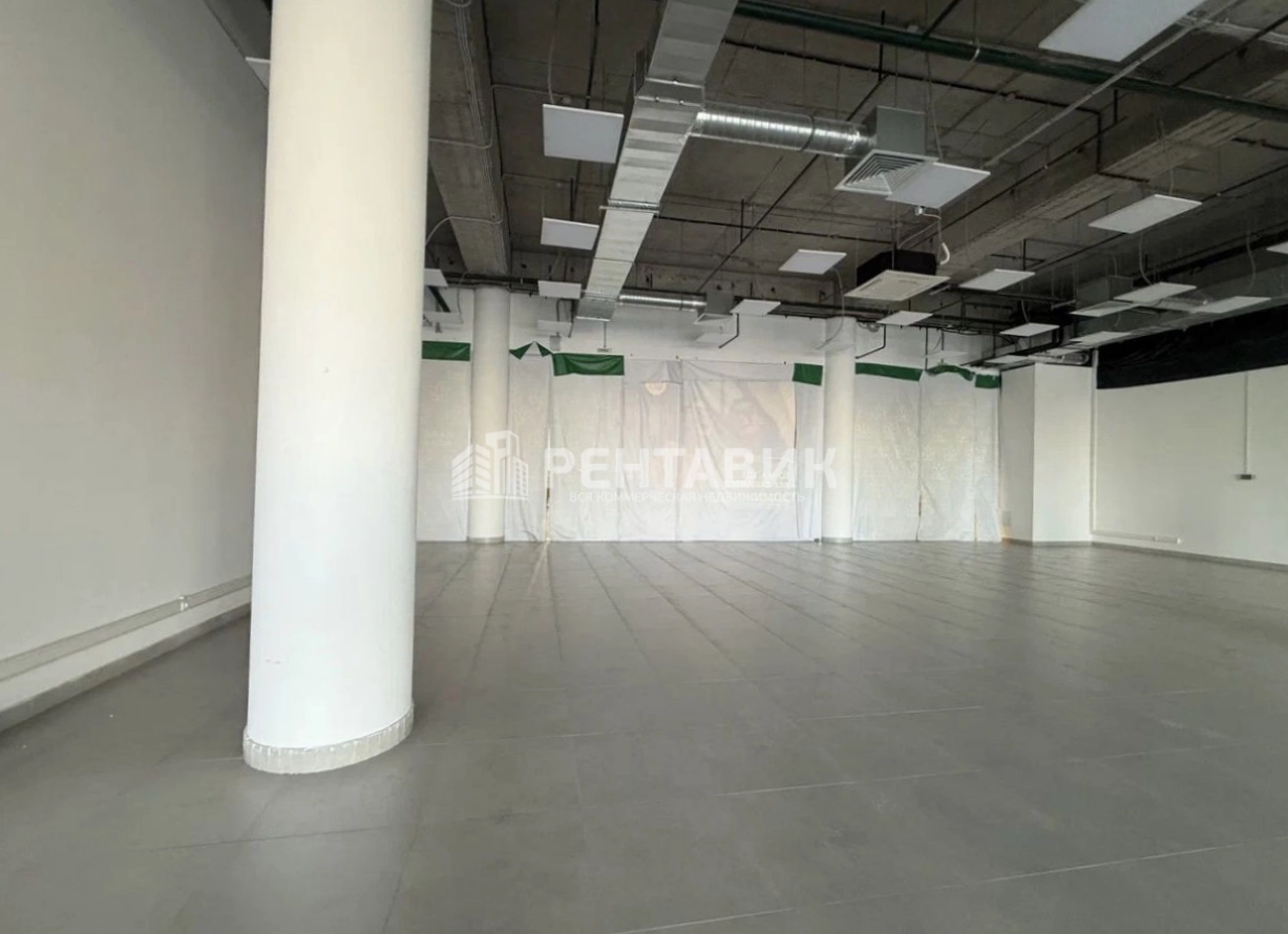 Помещение свободного назначения Парк Молл площадью 403 квадратных метров