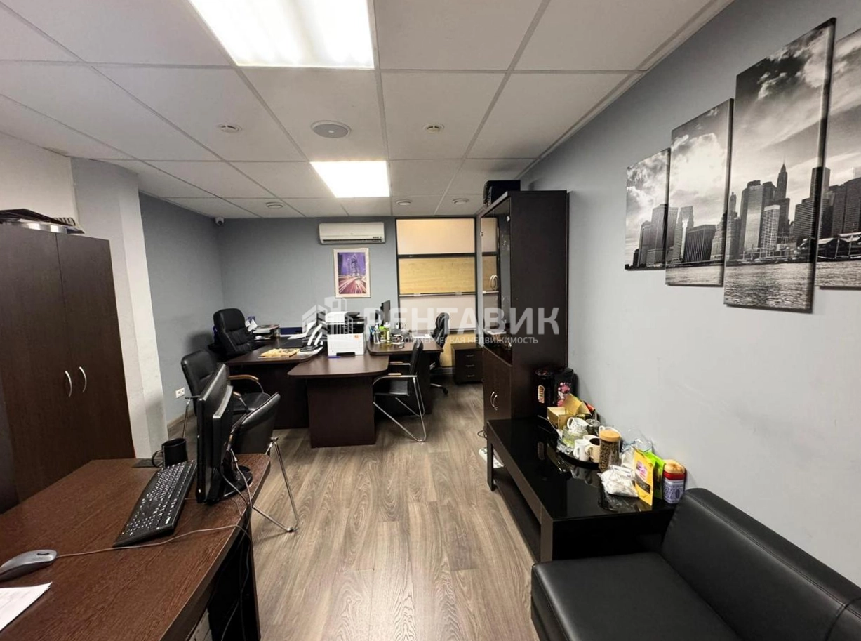 Офис W Plaza I площадью 345 квадратных метров