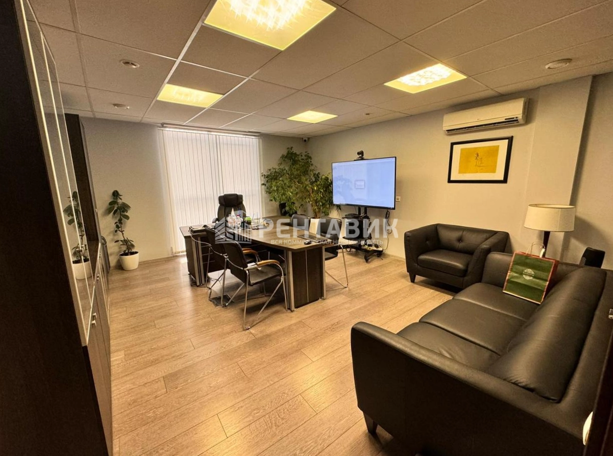 Офис W Plaza I площадью 345 квадратных метров