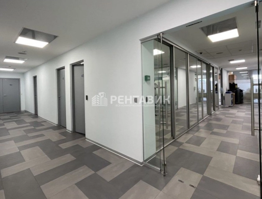 Офис W Plaza I площадью 1300 квадратных метров