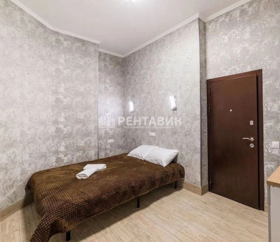 Помещение свободного назначения Аккуратова, 13 площадью 300 квадратных метров