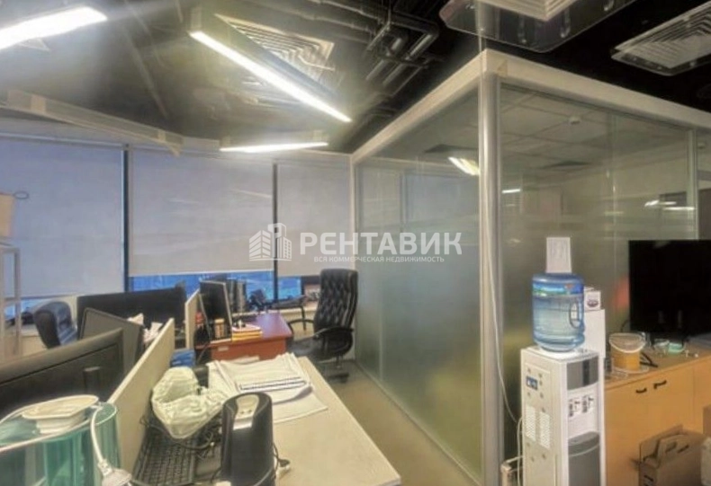 Офис Квадрат площадью 4564 квадратных метров