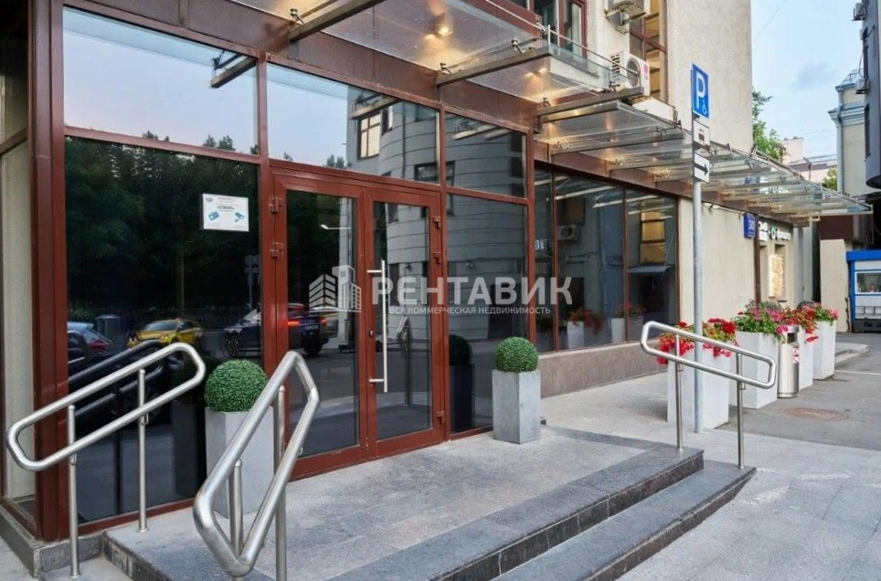 Здание Цветной, 30 по адресу г Москва, Цветной б-р, д 30 стр 1