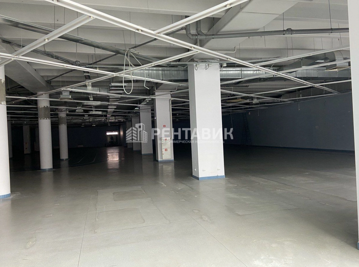 Торговая площадь VILLA площадью 2100 квадратных метров