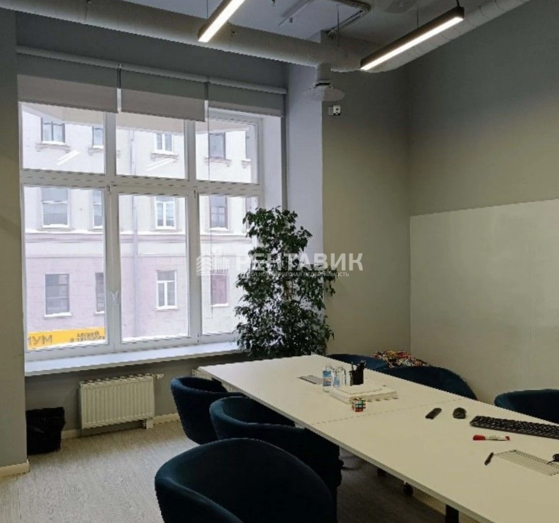 Офис Арбат Плаза площадью 595 квадратных метров