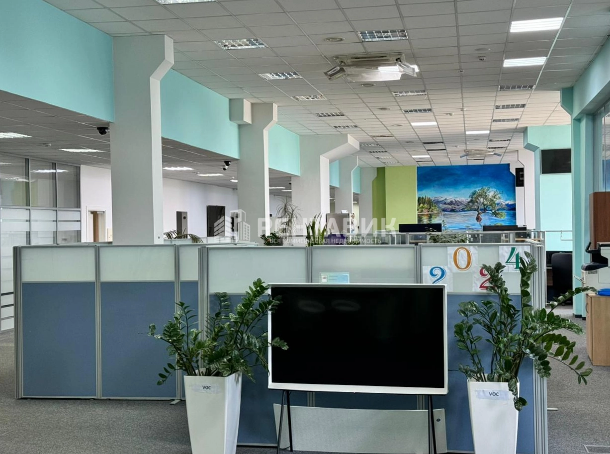 Офис Варшавская плаза площадью 1492 квадратных метров