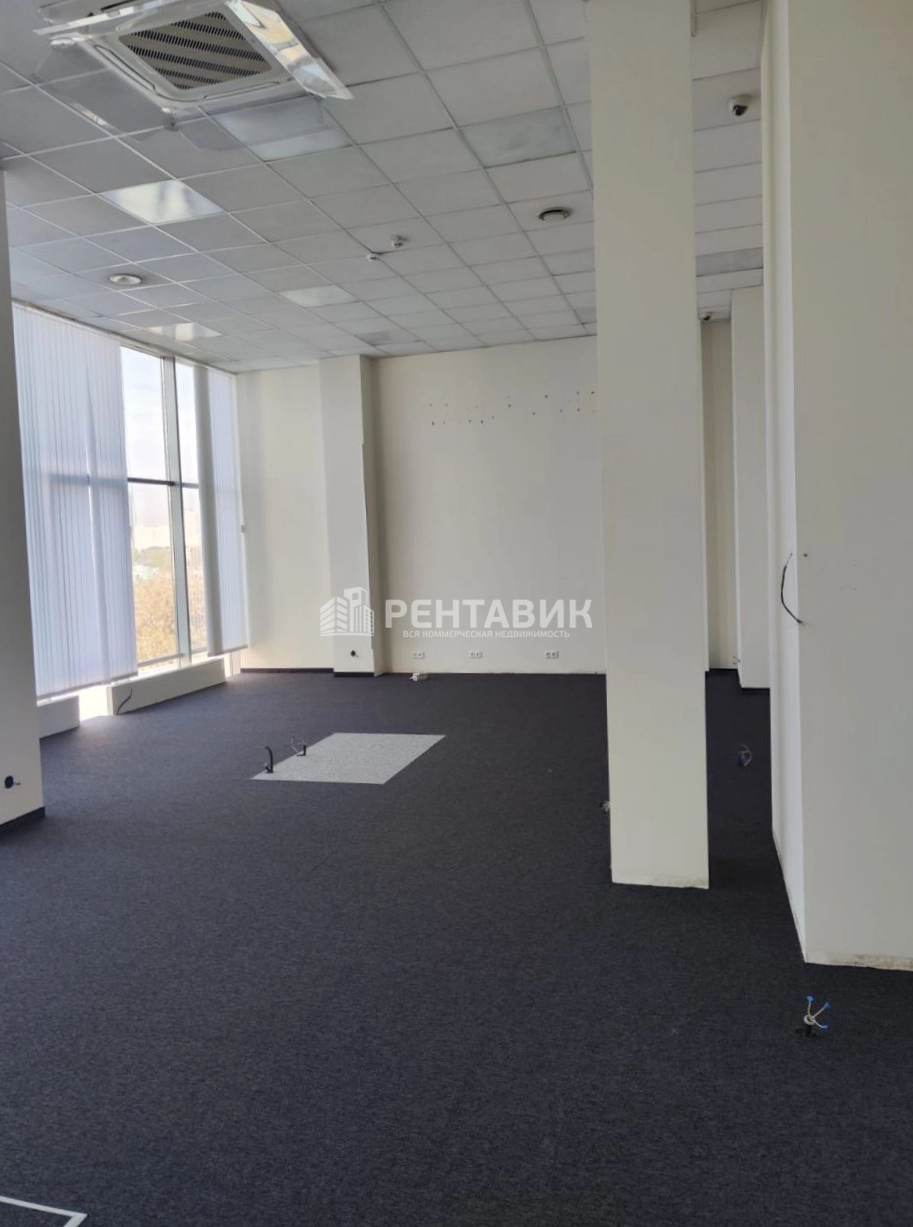Офис Варшавская плаза площадью 1492 квадратных метров