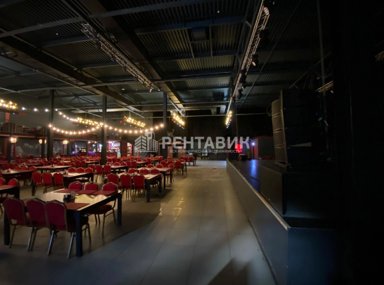 Здание целиком Камышовая, 17 к 1 площадью 3525 квадратных метров