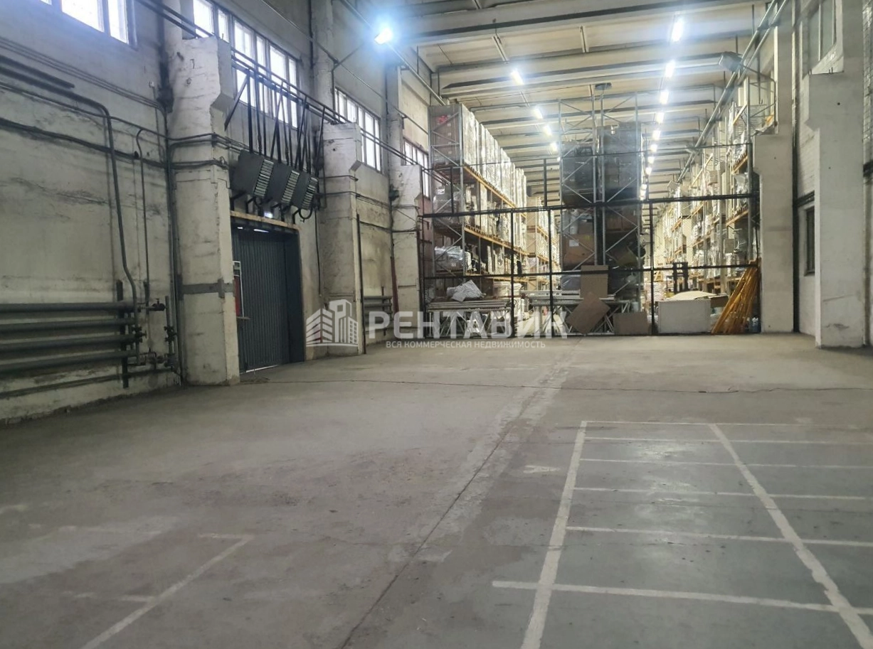 Склад Запад-Терминал площадью 2735 квадратных метров