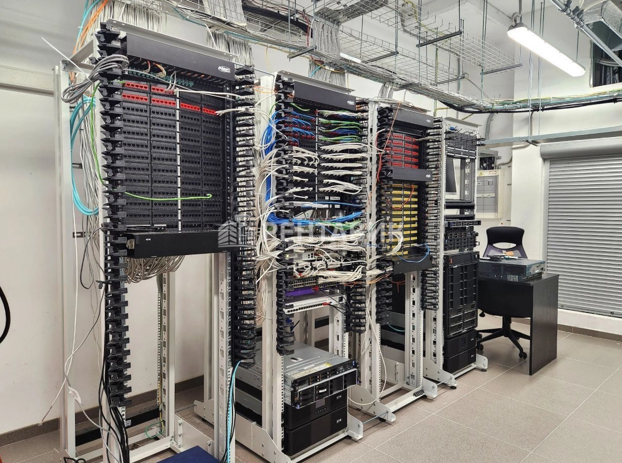 Офис Comcity, Фаза Альфа площадью 1454 квадратных метров