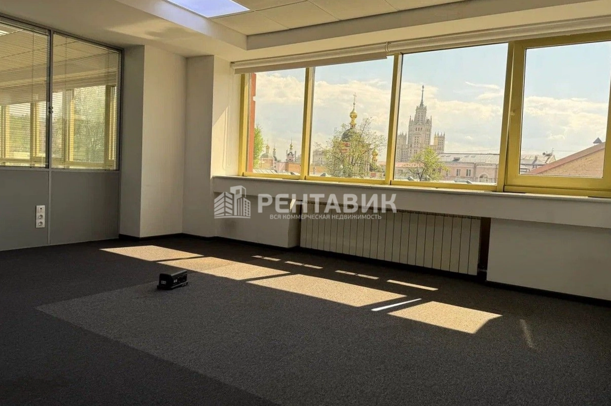 Офис Ноев Ковчег на Малом Ивановском площадью 393 квадратных метров
