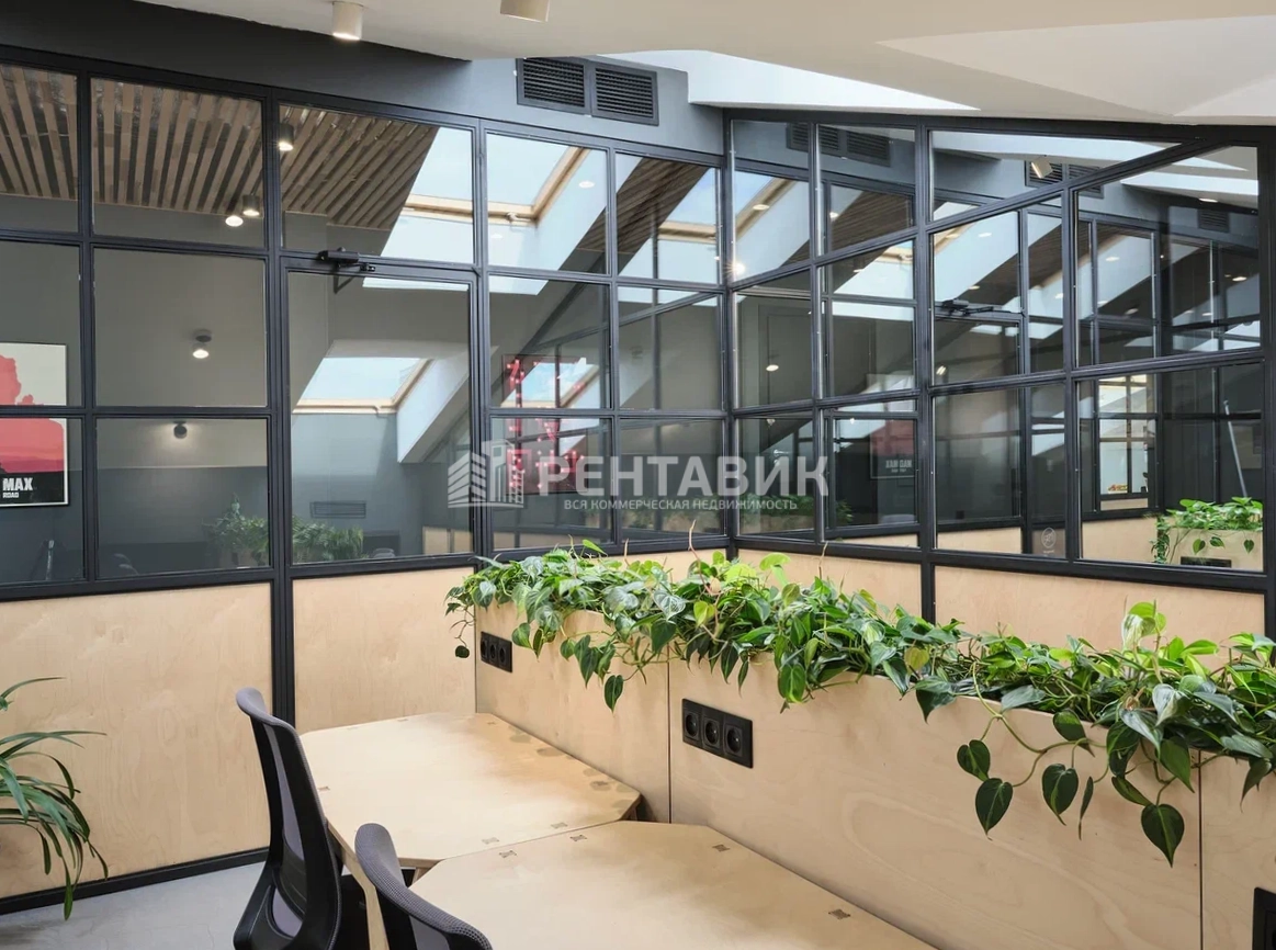 Офис Невский 153 площадью 140 квадратных метров