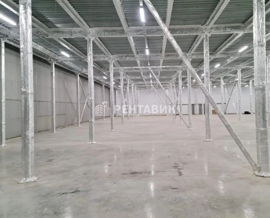 Склад Софийская 121к4с1 площадью 2600 квадратных метров