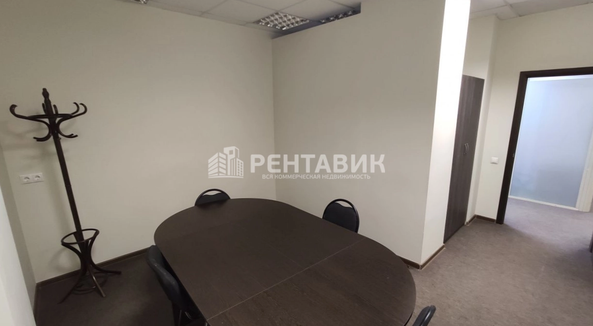 Офис Оружейная Плаза площадью 597 квадратных метров