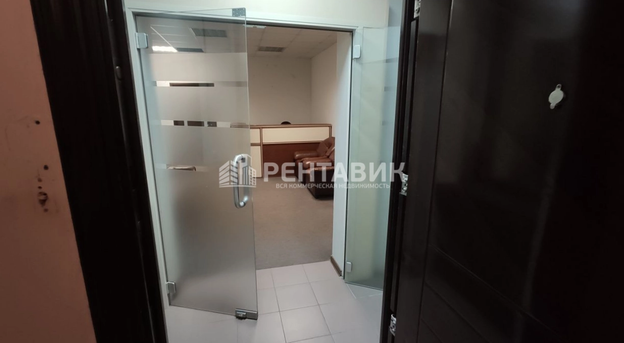 Офис Оружейная Плаза площадью 597 квадратных метров
