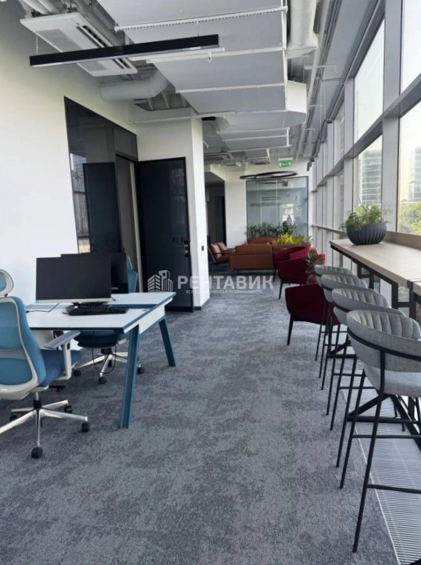Офис Vivaldi Plaza / Вивальди Плаза площадью 3420 квадратных метров