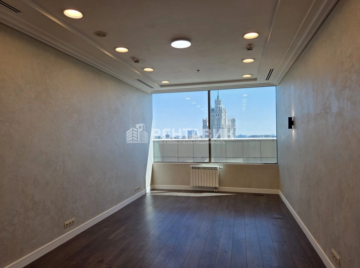 Офис Central City Tower / Централ Сити Тауэр площадью 1255 квадратных метров