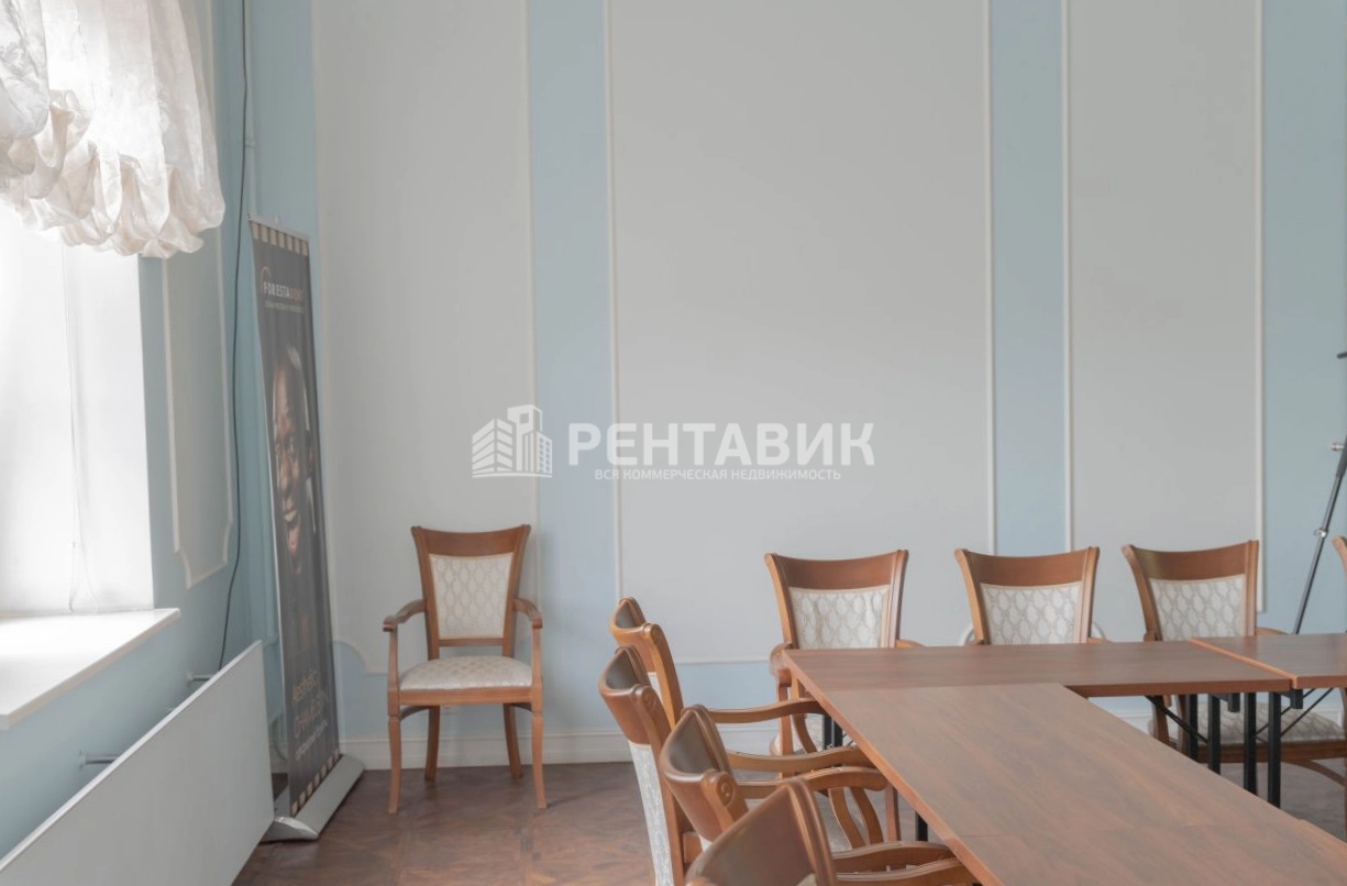 Офис Набережная реки Мойки, 37 площадью 158 квадратных метров